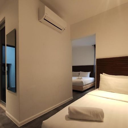 T Hotel Tandop Алор Сетар Екстериор снимка