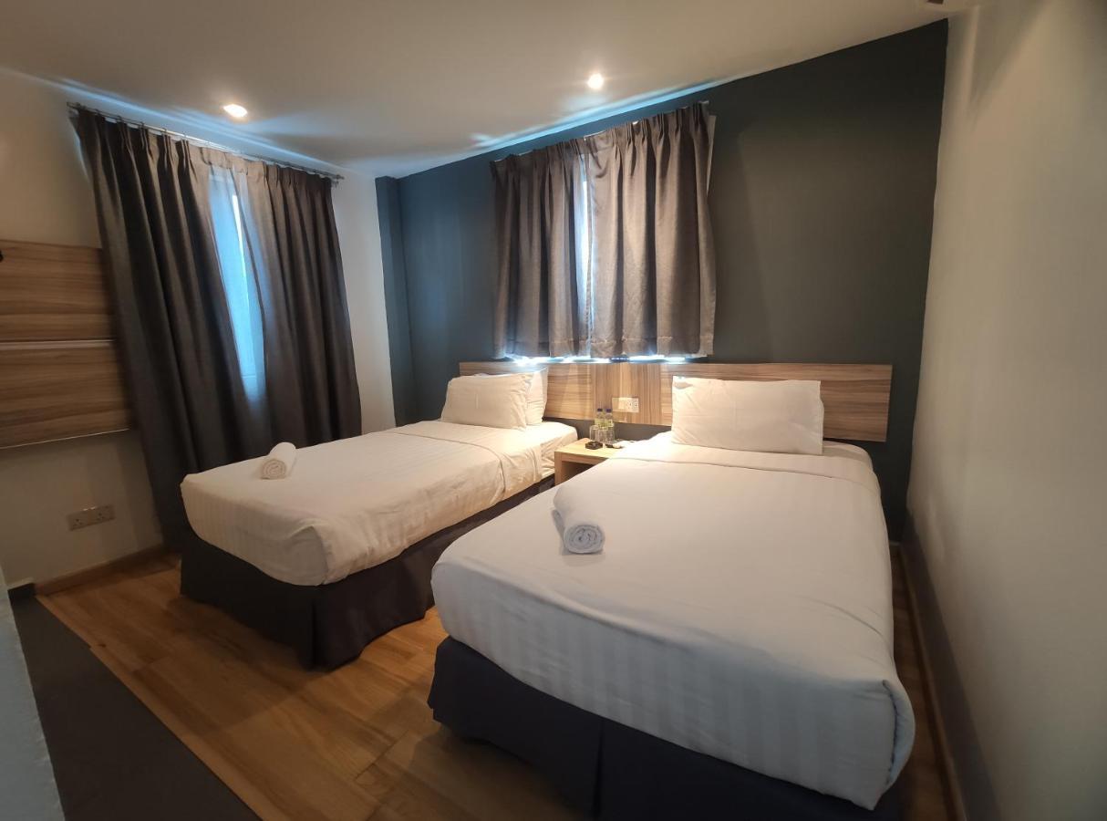 T Hotel Tandop Алор Сетар Екстериор снимка