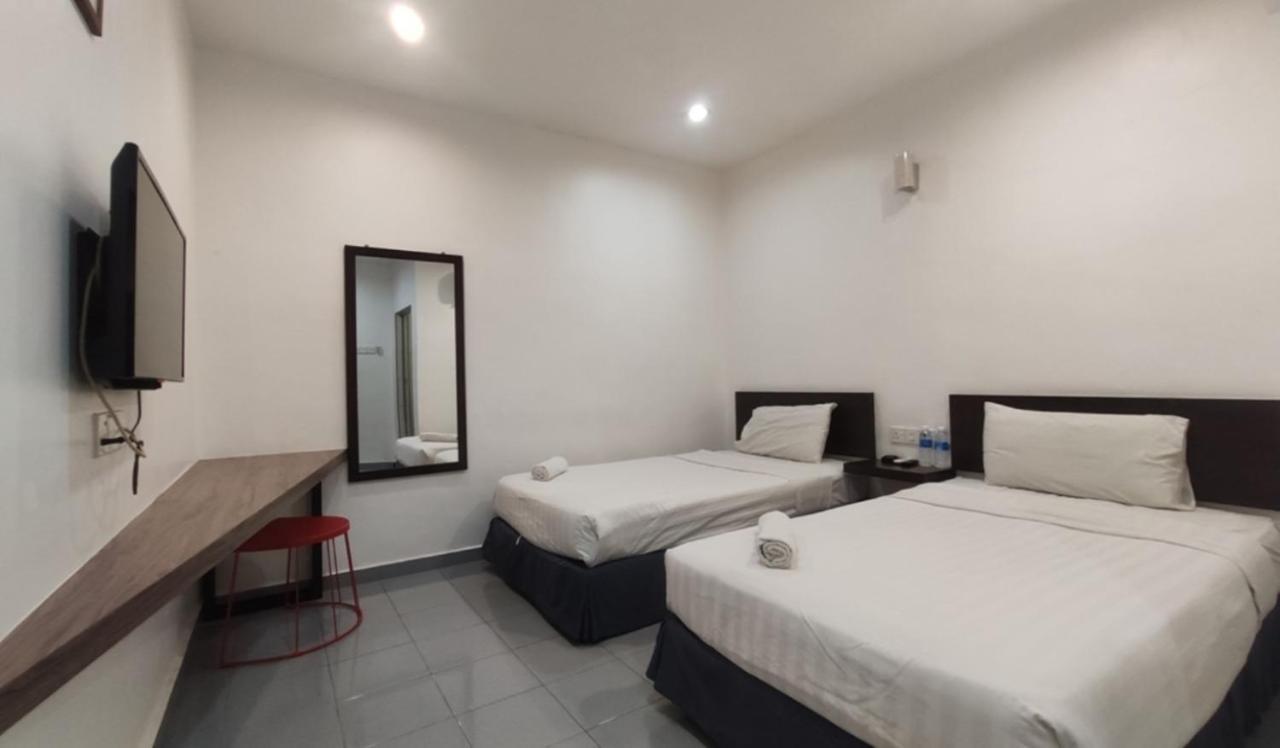T Hotel Tandop Алор Сетар Екстериор снимка
