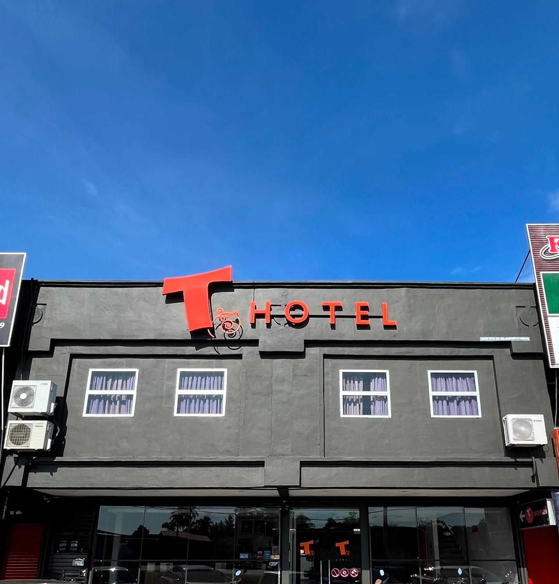 T Hotel Tandop Алор Сетар Екстериор снимка